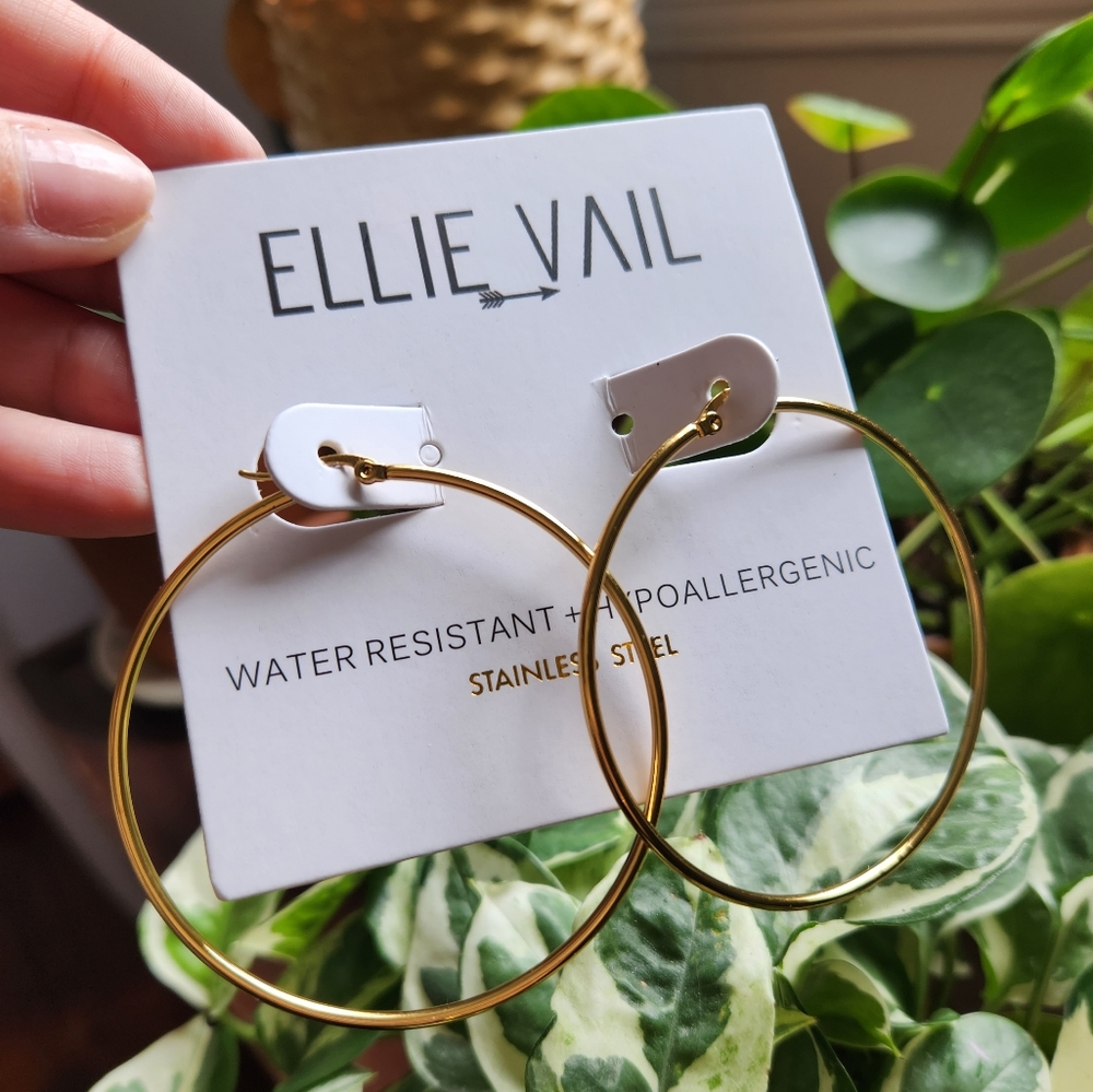 NWT Brand New Ellie Vail Gold Hoop Earrings